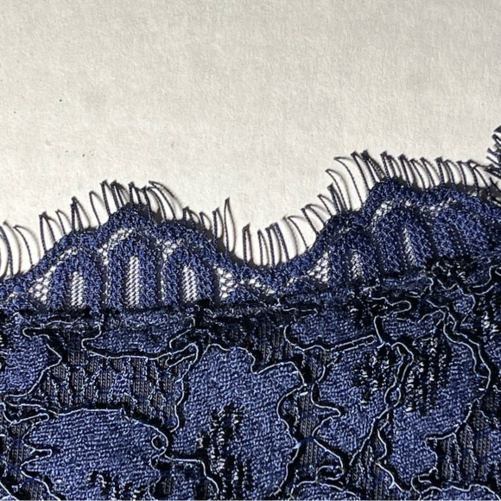 Diane Von Furstenberg Zarita Lace Midnight Blue Sheath Dress Size 10 - Picture 14 of 15